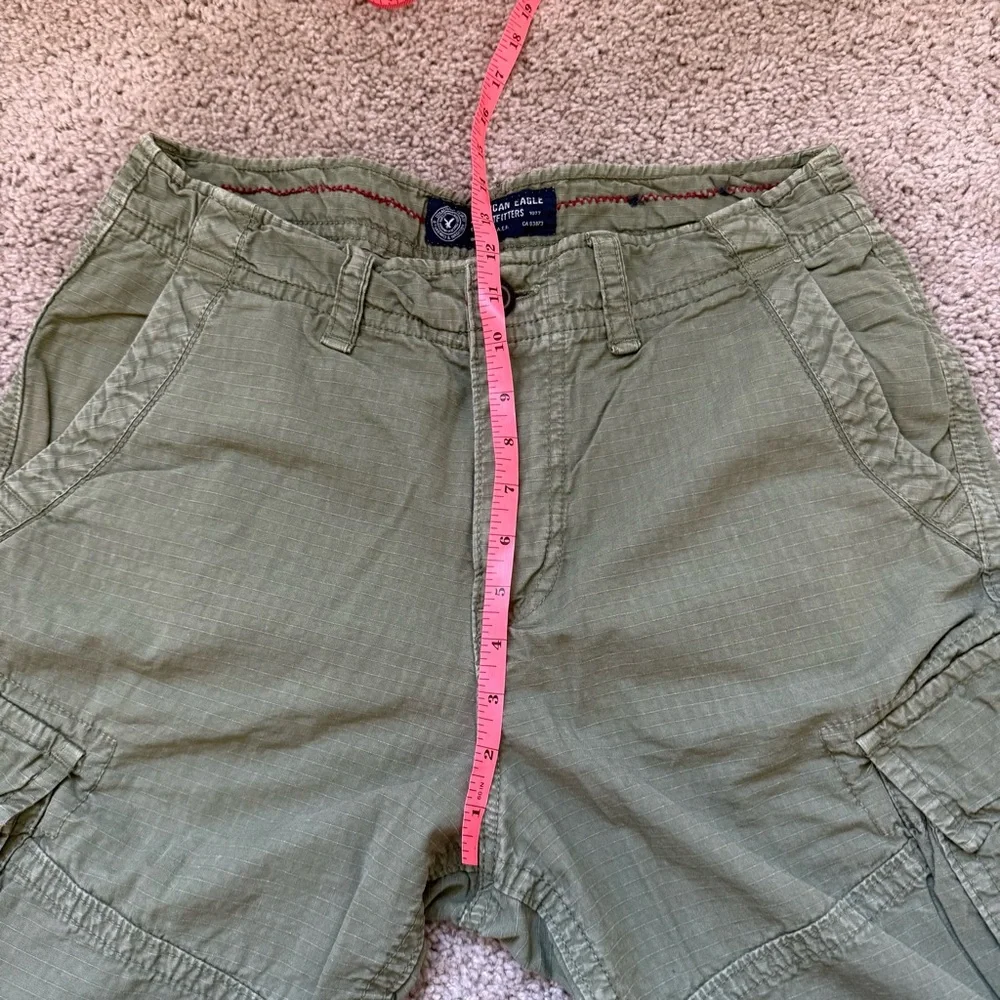 American Eagle Outfitters green shorts waist 32 - Picture 4 of 8